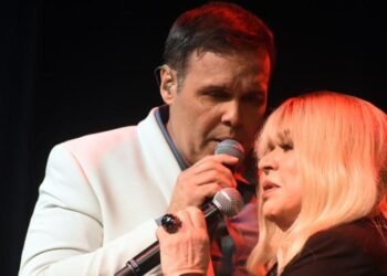 ¡Erupción Navideña! Frank Ceara lanza «Navidad entre amigos» con su «volcán» Ednita Nazario