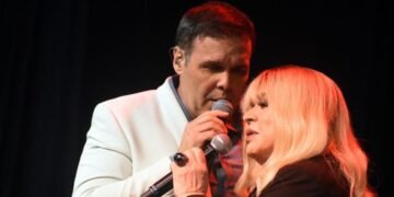 ¡Erupción Navideña! Frank Ceara lanza «Navidad entre amigos» con su «volcán» Ednita Nazario