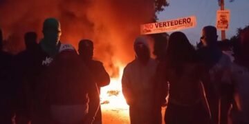 ¡La Cuaba No Se Rinde! Día 2 de Fuerte Protesta Contra Vertedero