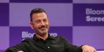 ¡Oficial! Jimmy Kimmel se queda en ABC: ¡Renovación por 1 año más!