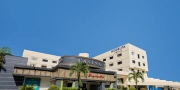 Santiago en Ebullición: Edmundo Aja y los 35 Años del Gran Almirante Desvelados