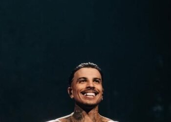 Rauw Alejandro cierra gira en RD: Fiestón frente al mar a puro bachata, merengue y neo-bomba