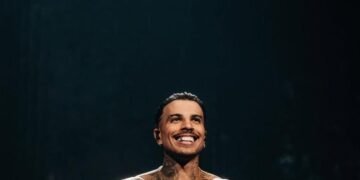 Rauw Alejandro cierra gira en RD: Fiestón frente al mar a puro bachata, merengue y neo-bomba