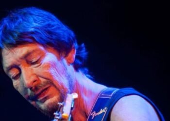 Fallece Chris Rea, la voz inmortal del blues-rock británico, a los 74