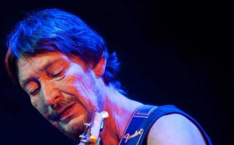Fallece Chris Rea, la voz inmortal del blues-rock británico, a los 74