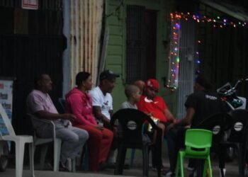 Nochebuena: ¡Lluvia Inesperada y Calor Familiar Son los Protagonistas!