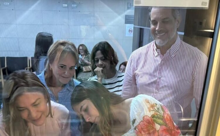 ¡Exclusiva! Carolina Mejía ESTRENA abuelazgo