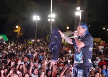 Malecón de Santo Domingo Explota: Súper Parranda Capitalina lo Inundó de Música