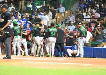 ¡Hat-trick! Estrellas dominan a Licey de nuevo y extienden racha a tres victorias
