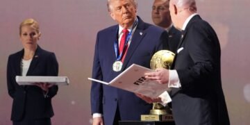 FIFA Premia a Trump con la Paz: La Decisión que Incendia el Debate Mundial