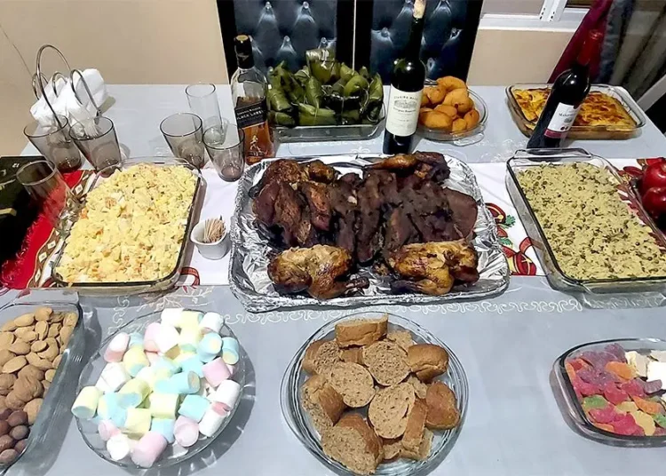 Navidad y Año Nuevo: Disfruta sin atracones y evita la intoxicación alimentaria