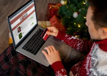 Kaspersky: ¡NAVIDAD HACKEADA! Fraudes Digitales se Disparan en tus Compras