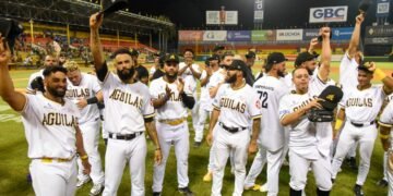 ¡Blanqueada de Águilas Cibaeñas Sella la Serie y los Envía Directo al Round Robin!