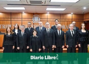 Magistratura posesiona nuevos jueces del TSE
