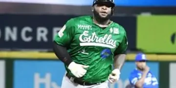 ¡Doble jonrón de Sanó impulsa a Estrellas a desarmar Gigantes!