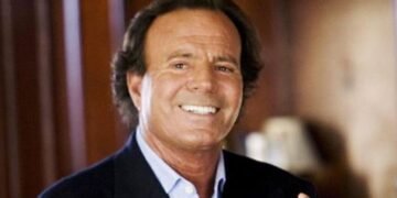 Abogados de Julio Iglesias: «Sufrió un linchamiento público»
