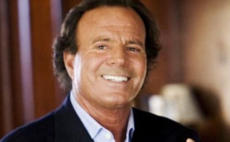 Abogados de Julio Iglesias: «Sufrió un linchamiento público»