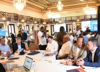 Gobierno 2026 arranca con apoyo BID y asesor británico clave