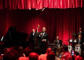 Gilberto Santa Rosa estrena Íntimo: La colección musical que une su voz a tu alma