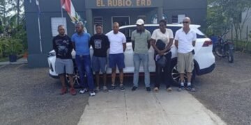 Canadiense reincidente: cae en Santiago traficando haitianos indocumentados