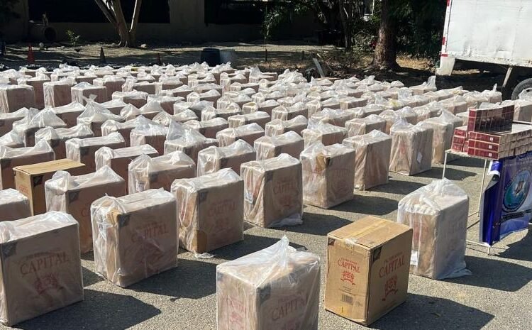 Mega Golpe: 1.6 MILLONES de Cigarrillos Incautados y 4 Detenidos en Operativo en Navarrete, Santiago