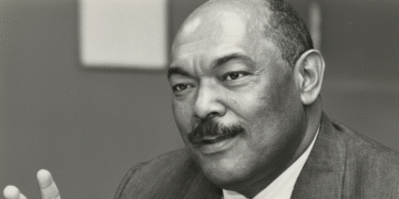 Ramón Alburquerque: El niño resiliente que dominó inglés y francés ¡antes que su propia lengua materna!