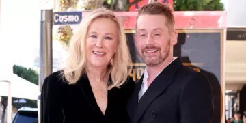 Macaulay Culkin despide a su ‘Mamá’ de Home Alone: «Mamá, pensé que teníamos tiempo»