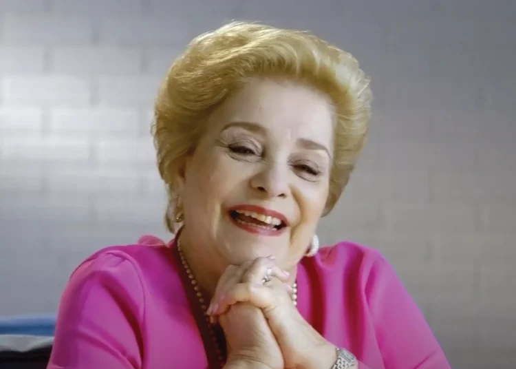 Amadita Pittaluga de González: Llevó el Laboratorio a Cada Hogar y Transformó la Salud