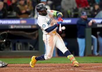 ¡BOMBAZO! Randy Arozarena firma contrato millonario con los Marineros