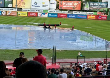 La lluvia detiene Águilas vs Escogido, ¡pero el partidazo va este domingo!