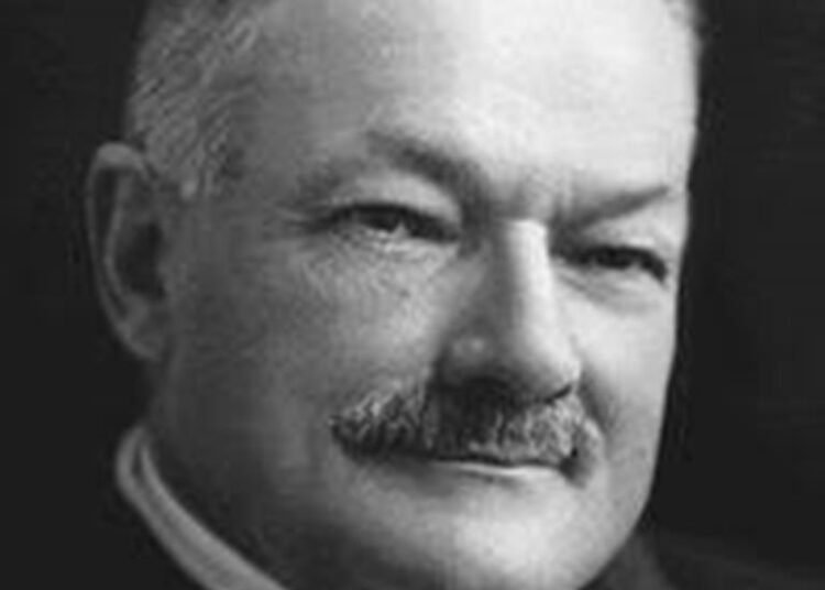 Urólogo Francés: El Pionero Que Revolucionó La Medicina Dominicana