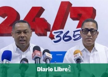 Gobierno Impulsa a CODIA: Gremio Asumirá Reparación de 496 Escuelas