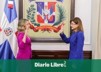 Gloria Reyes, nueva Ministra de la Mujer, juramentada por Raquel Peña