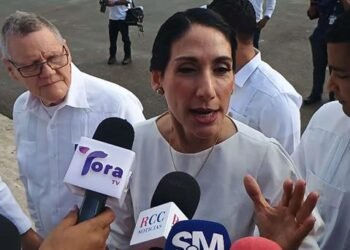 ¡Inédito! Luis Abinader se ausenta de Higüey por virus gripal