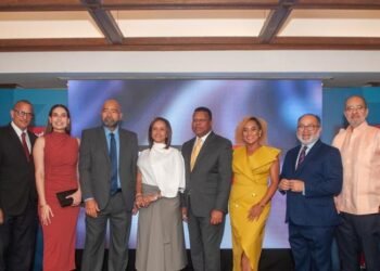 ACDmedia revoluciona su programación con el lanzamiento de nuevos espacios en radio y televisión