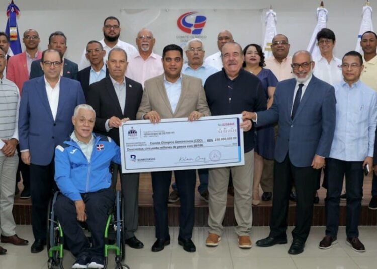 Kelvin Cruz y Garibaldy Bautista exigen liquidación urgente a federaciones