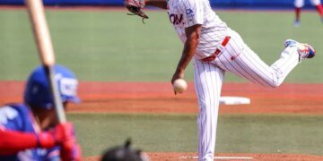 Enny Romero: ¡KO a la Gripe! El Veterano Brilla en Actuación Determinante