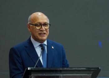 Industriales de Herrera exigen supervisión inmediata a los productos de negocios chinos