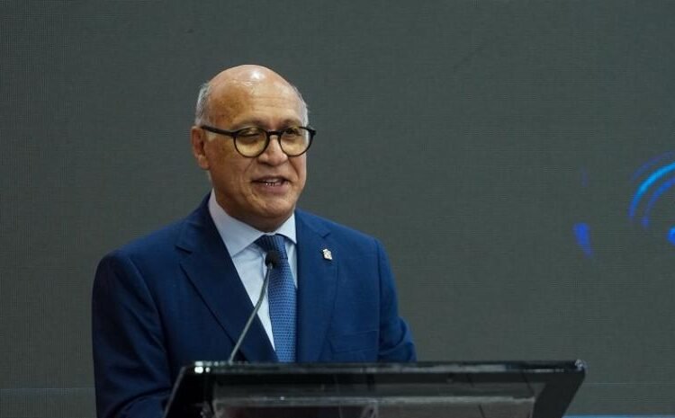 Industriales de Herrera exigen supervisión inmediata a los productos de negocios chinos