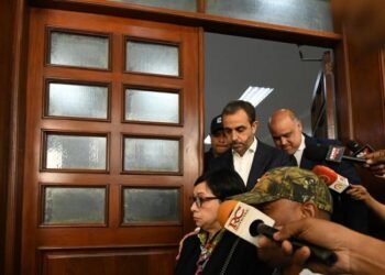 Dueños de Jet Set BLOQUEAN demolición: ¡Solo con peritaje técnico!