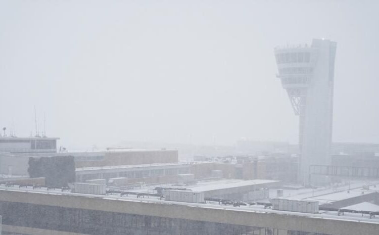 Caos por tormenta de nieve: decenas de vuelos cancelados entre Estados Unidos y República Dominicana