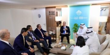 ¡Presidente Abinader fortalece lazos con dominicanos en los Emiratos Árabes Unidos