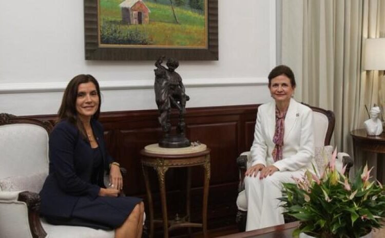 Vicepresidenta y Embajadora de EEUU en RD: Reunión clave con impacto bilateral
