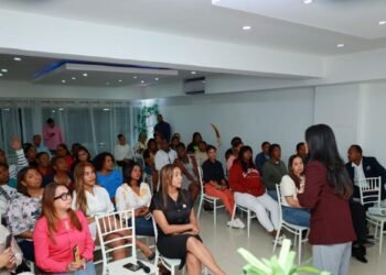País Posible impulsa el empoderamiento de la mujer con su nuevo ciclo de conferencias sobre liderazgo femenino