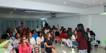 País Posible impulsa el empoderamiento de la mujer con su nuevo ciclo de conferencias sobre liderazgo femenino