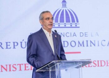 Abinader: República Dominicana dejará de ser usuaria para ser protagonista de la tecnología global