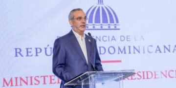 Abinader: República Dominicana dejará de ser usuaria para ser protagonista de la tecnología global