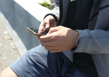 Por qué buscar consejos médicos en la IA es peligroso según un nuevo estudio