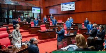 Revelan quiénes son los 4 senadores con menos proyectos registrados en su labor legislativa