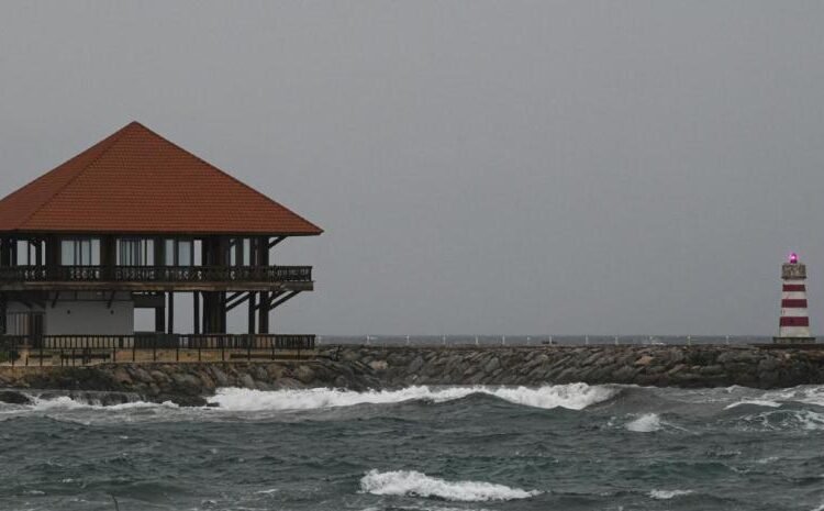 Indomet advierte por lluvias y oleaje peligroso en las próximas horas